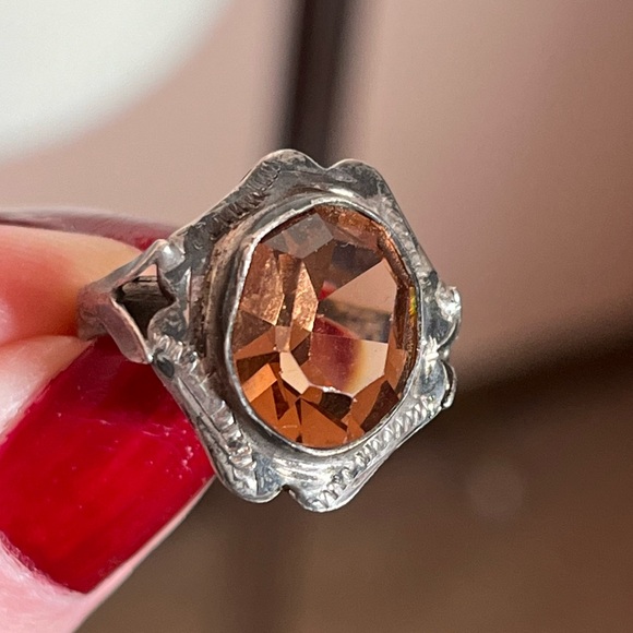 Antique Art Deco 1920’s Sterling Silver Amber Glass Victorian Signet Ring - Picture 9 of 17